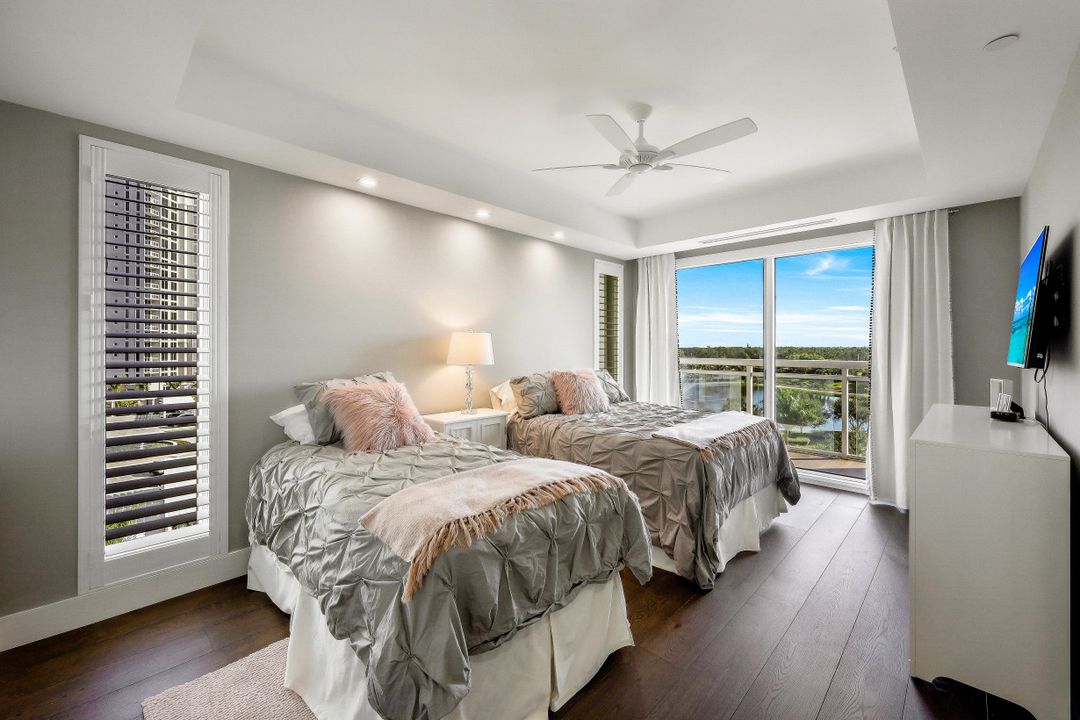 13915 Old Coast Rd #606, Naples, FL 34110