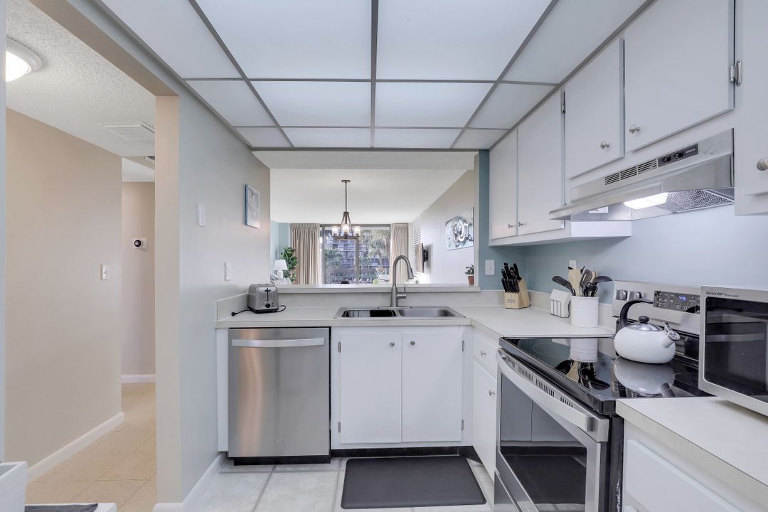 693 Seaview Ct #A-201, Marco Island, FL 34145