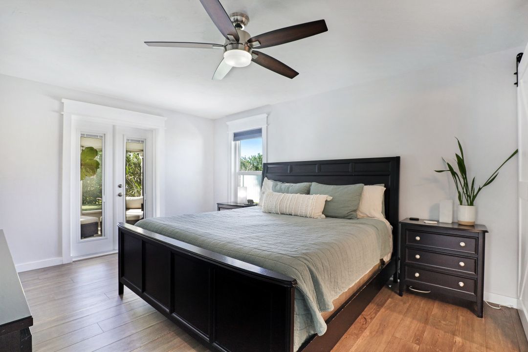 2680 Longboat Dr, Naples, FL 34104