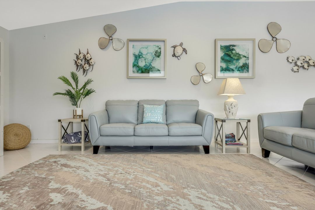 2700 SW 36th Ln, Cape Coral, FL 33914