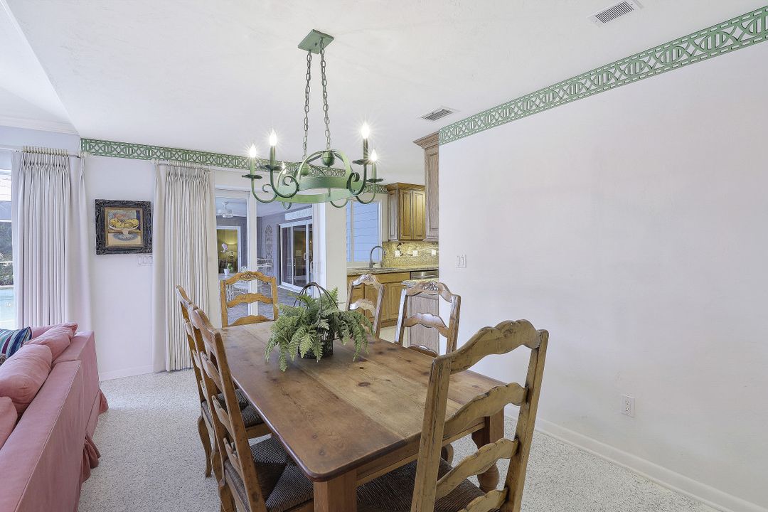 427 Nassau Ct, Marco Island, FL 34145