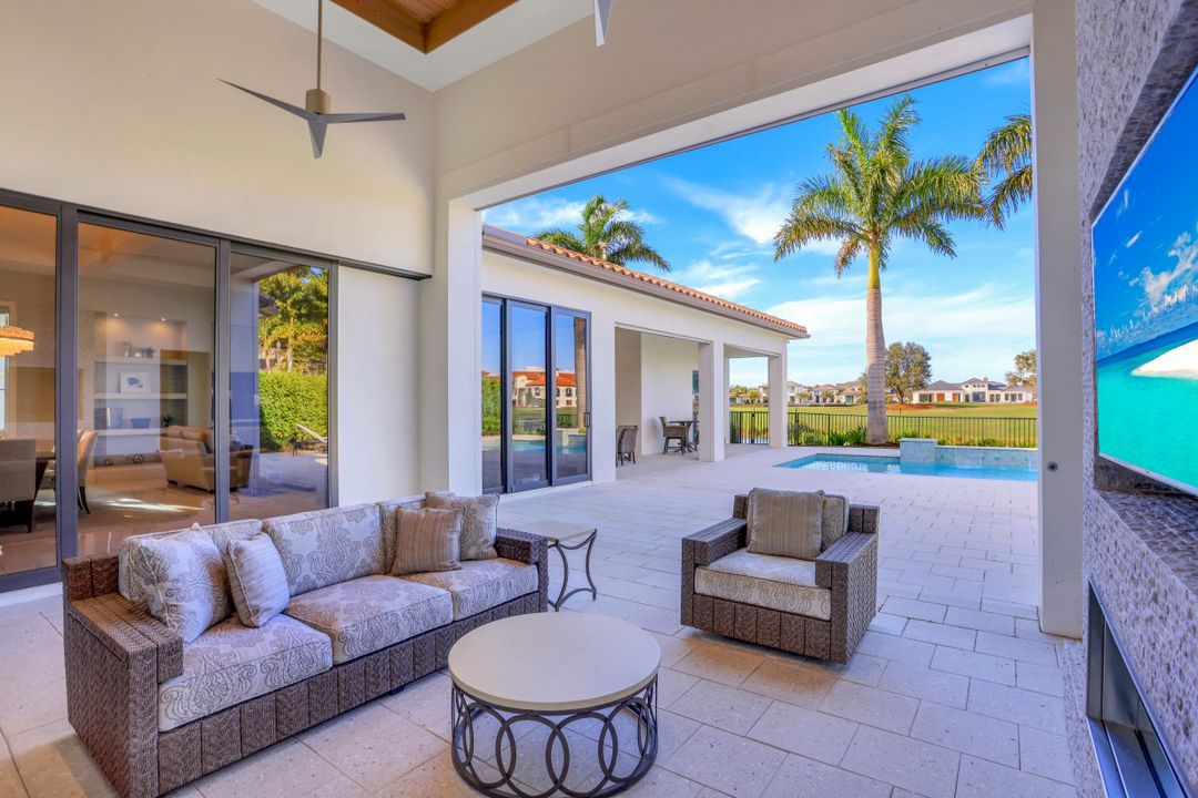 16439 Seneca Way, Naples, FL 34110