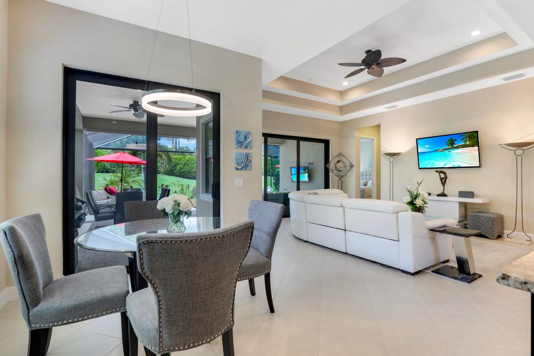 9097 Isla Bella Cir, Bonita Springs, FL 34135