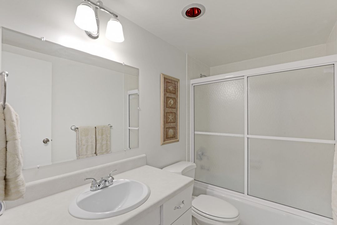 180 Seaview Ct #817, Marco Island, FL 34145