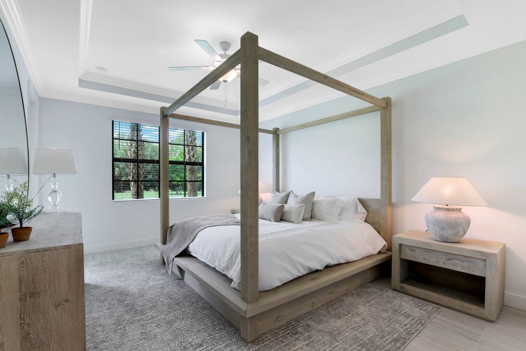 16352 Viansa Way #101, Naples, FL 34110