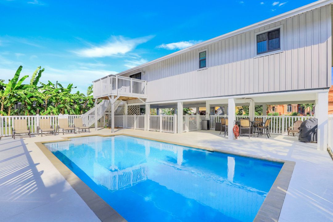 864 Swan Dr, Marco Island, FL 34145