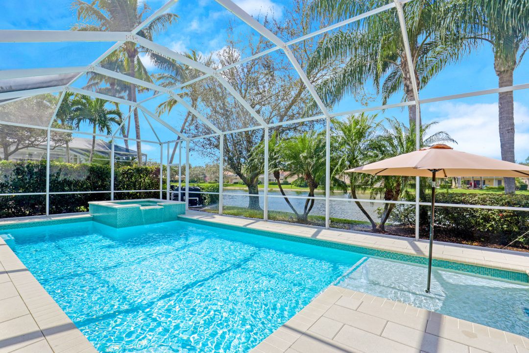 2888 Hatteras Way, Naples, FL 34119