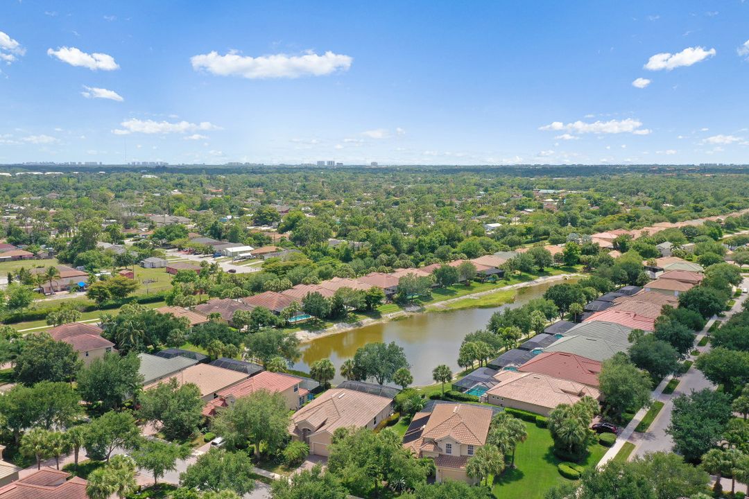 10354 Flat Stone Loop, Bonita Springs, FL 34135