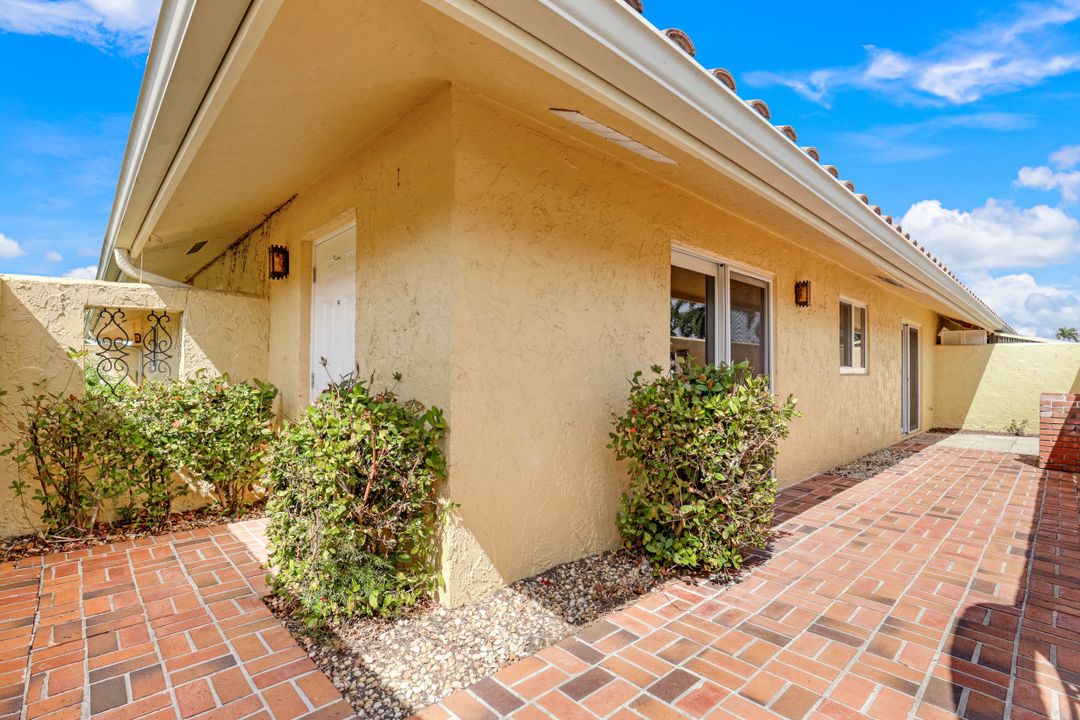 117 Teryl Rd #3, Naples, FL 34112