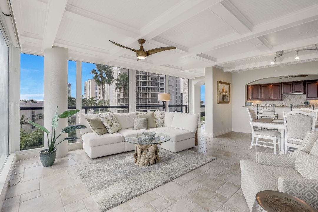 4031 Gulf Shore Blvd N #5F, Naples, FL 34103