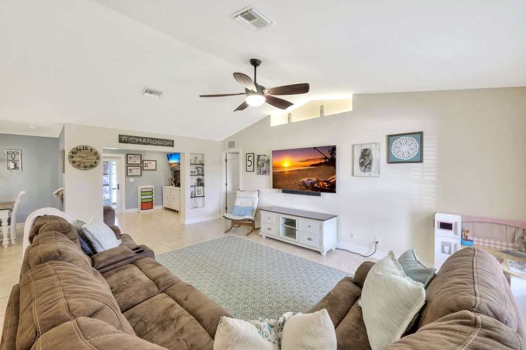 4604 Ida Ave S, Lehigh Acres, FL 33976