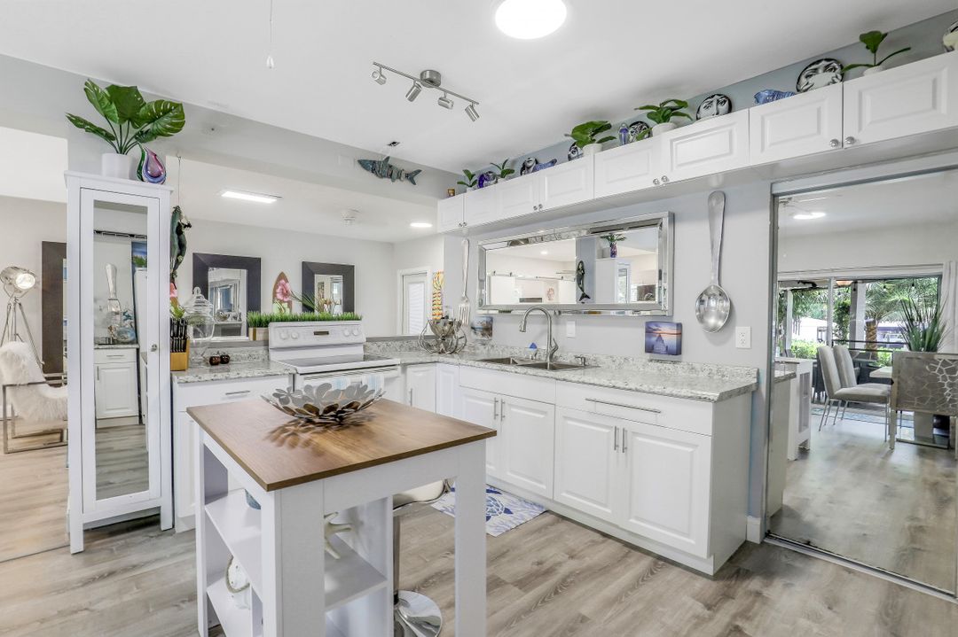 3544 Ruby Ave, Saint James City, FL 33956