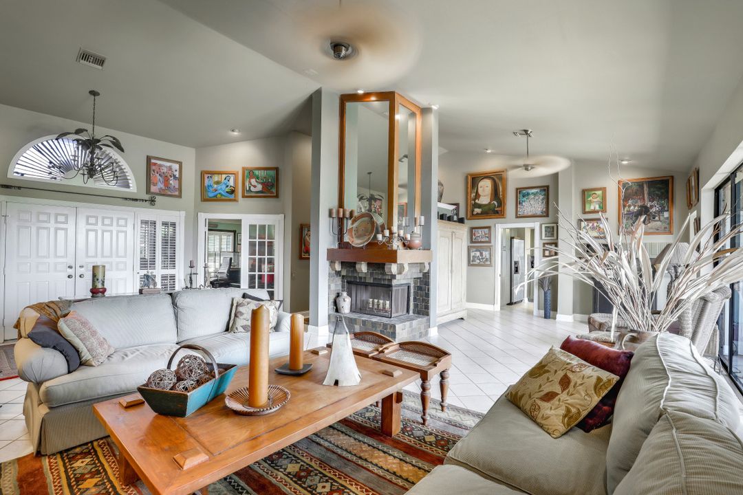 28419 Sombrero Dr, Bonita Springs, FL 34135