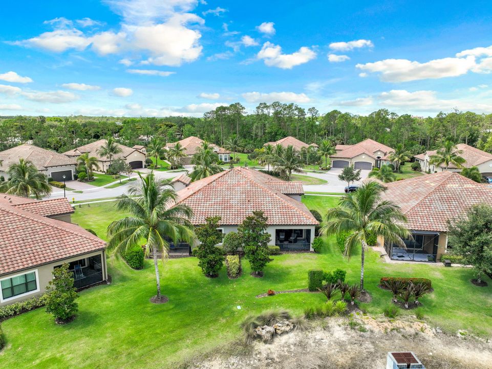 9160 Isla Bella Cir, Bonita Springs, FL 34135