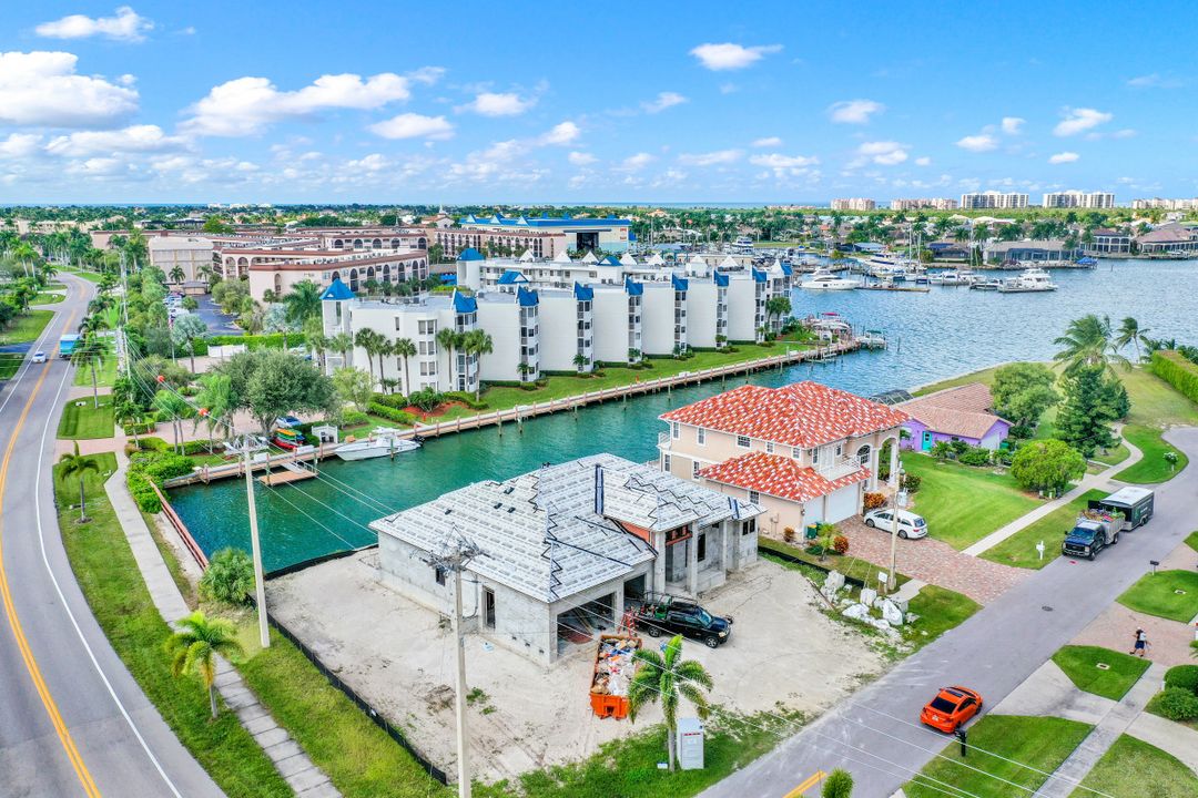 1200 Redwood Ct, Marco Island, FL 34145