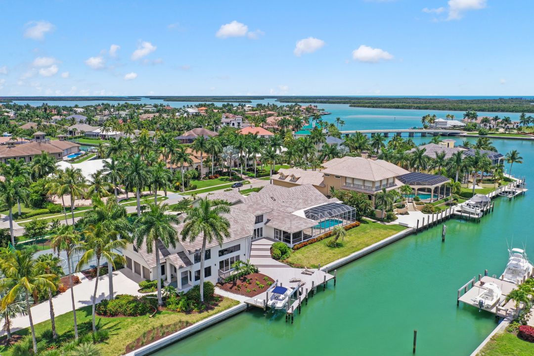 850 Eubanks Ct, Marco Island, FL 34145