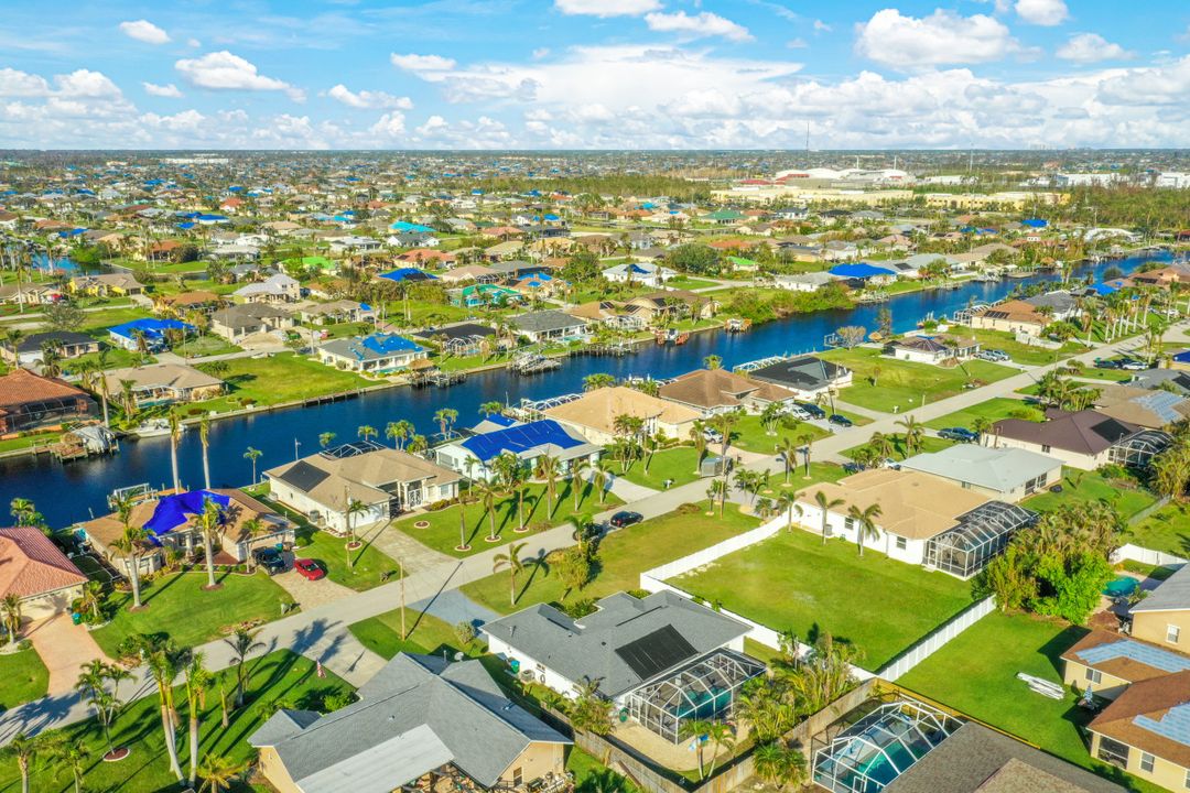 2710 SW 37th St, Cape Coral, FL 33914