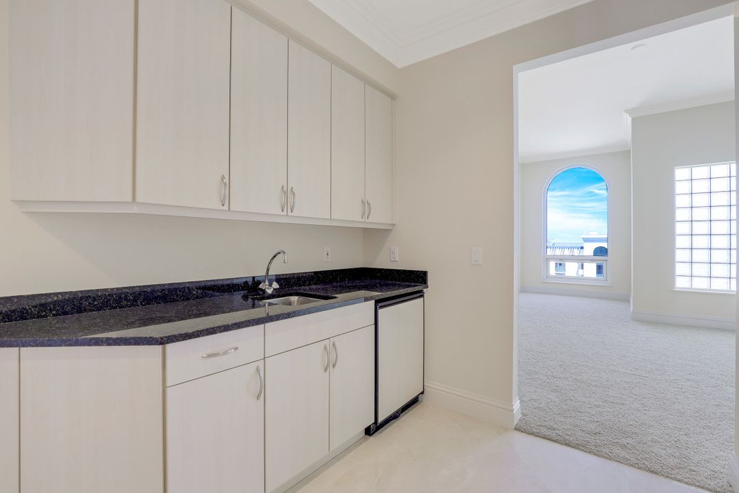 970 Cape Marco Dr, Marco Island, FL 34145