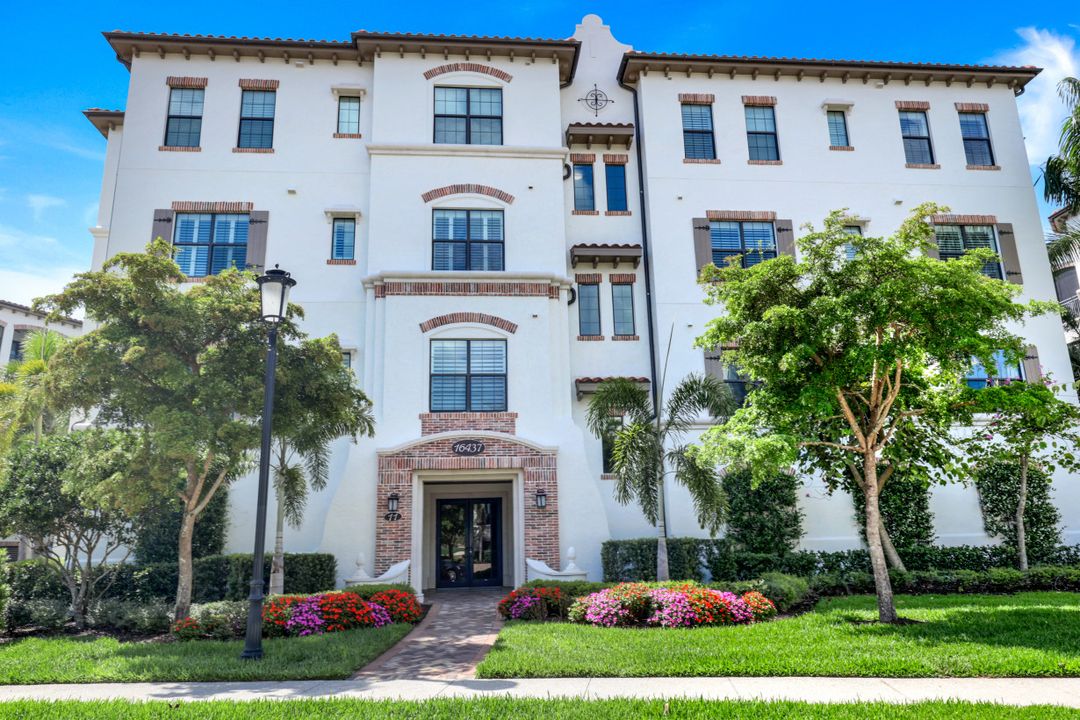 16437 Carrara Way #202, Naples, FL 34110