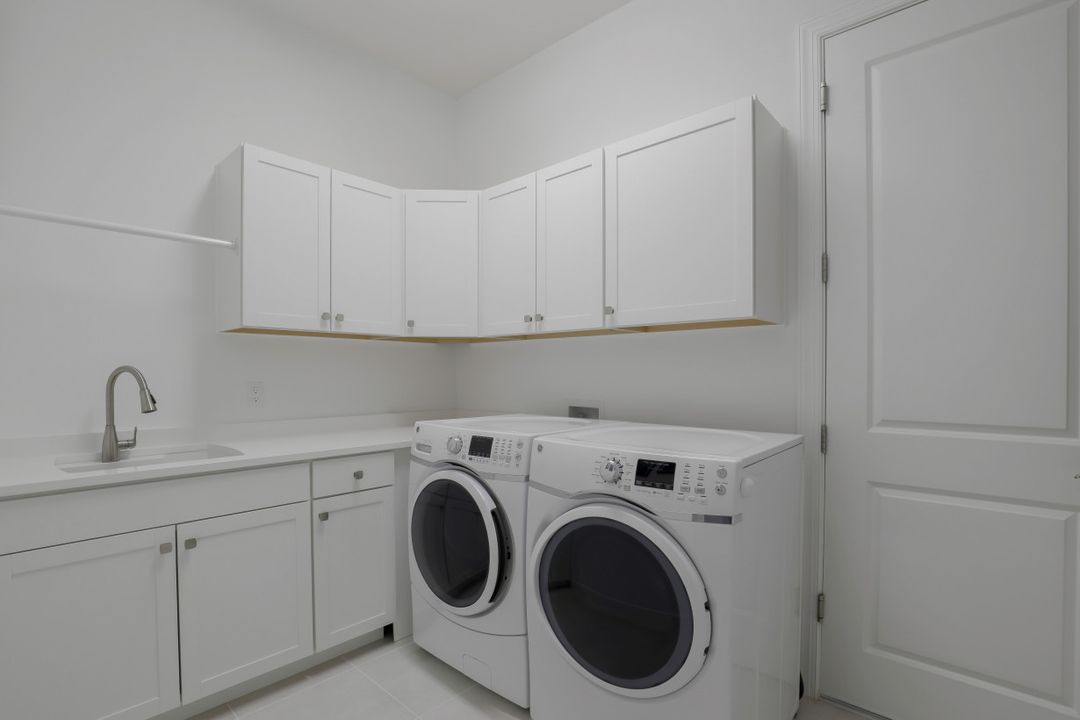 9403 Montelanico Loop, Naples, FL 34119