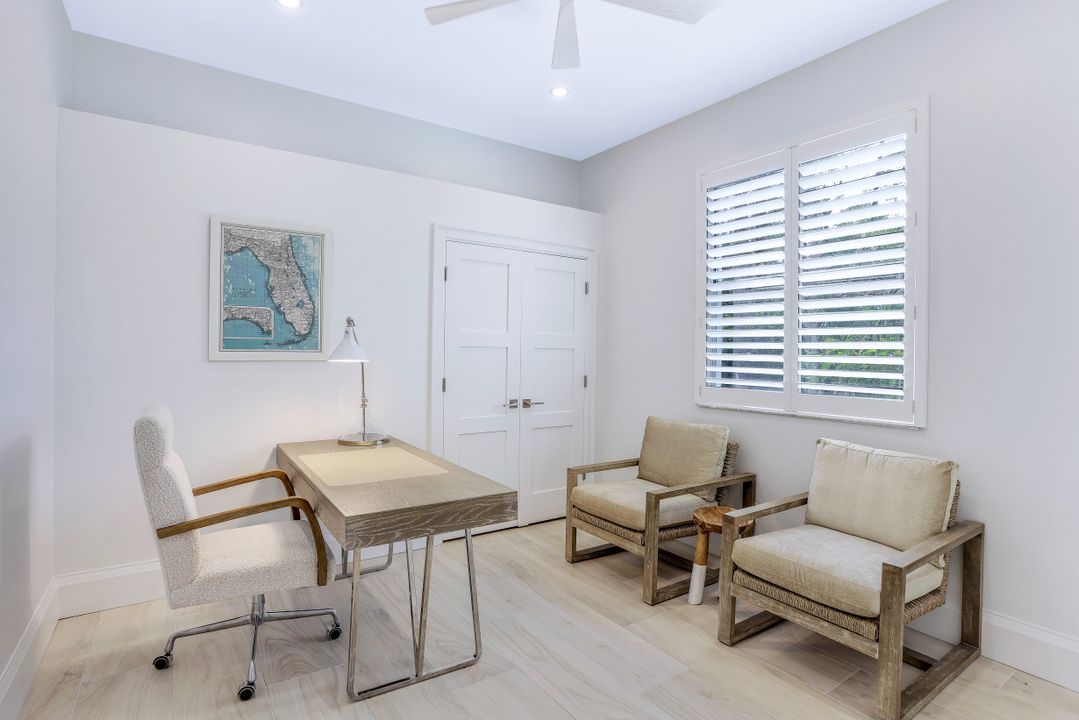 4160 7th Ave SW, Naples, FL 34119