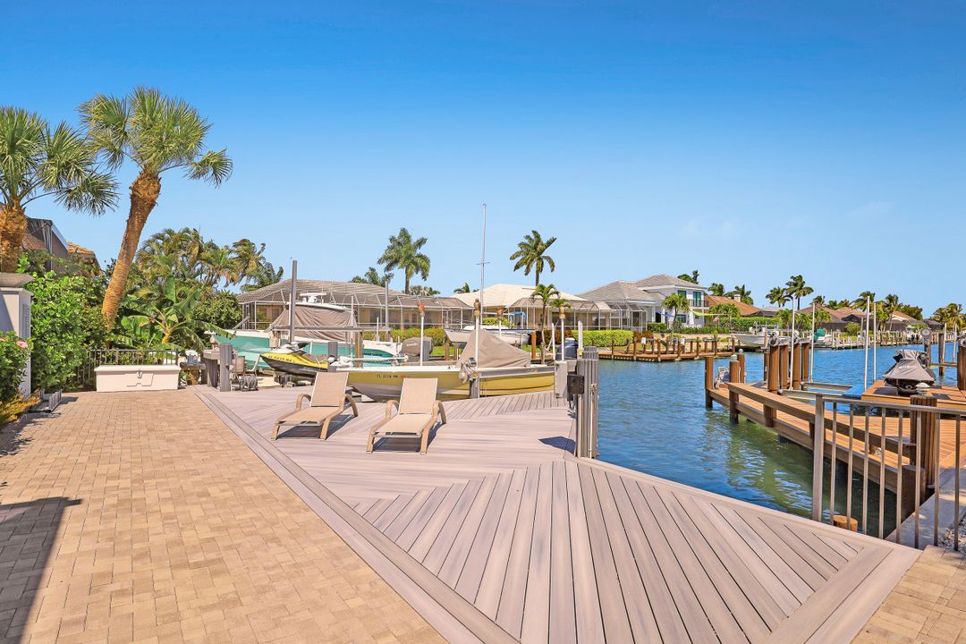 1800 Menorca Ct, Marco Island, FL 34145