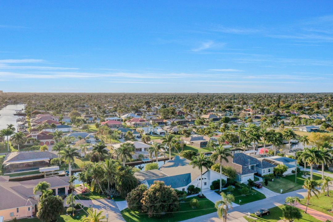 5364 Darby Ct, Cape Coral, FL 33904