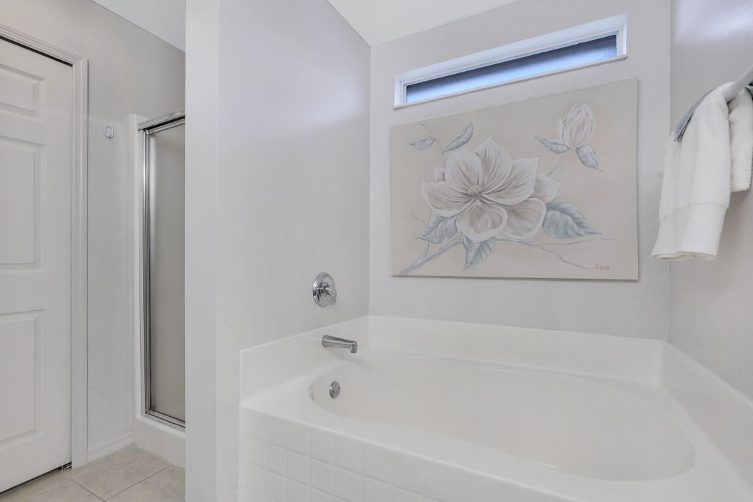 326 SW 19th Ln, Cape Coral, FL 33991