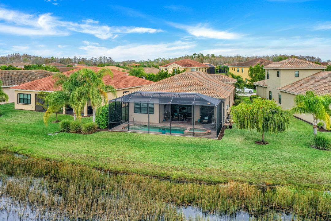 11516 Stonecreek Cir, Fort Myers, FL 33913