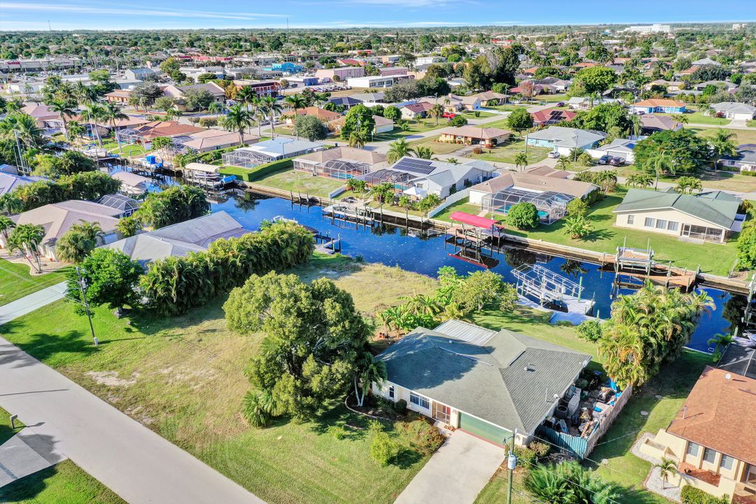 1803 SE 16th St, Cape Coral, FL 33990