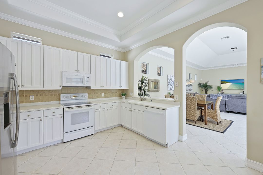 12535 Wildcat Cove Cir, Estero, FL 33928