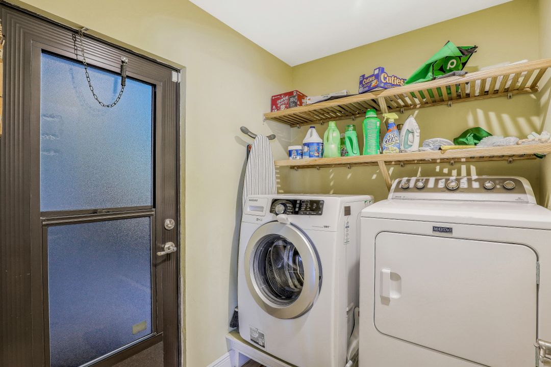 2811 SE 19th Pl, Cape Coral, FL 33904