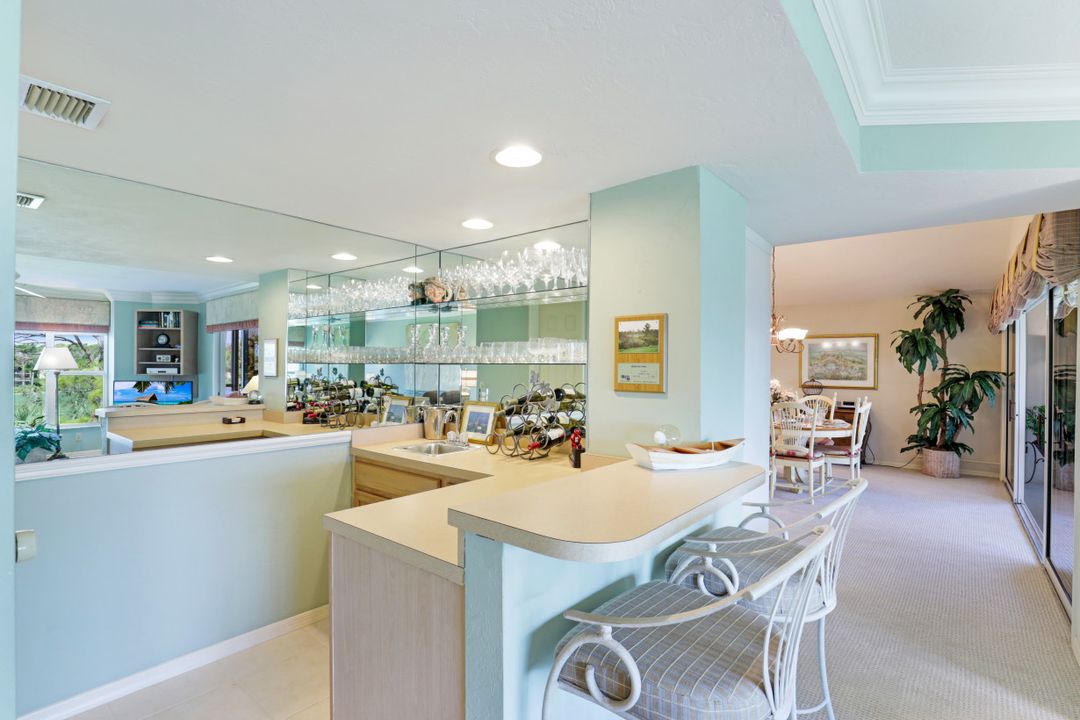 26930 Wedgewood Dr  #401, Bonita Springs, FL 34134