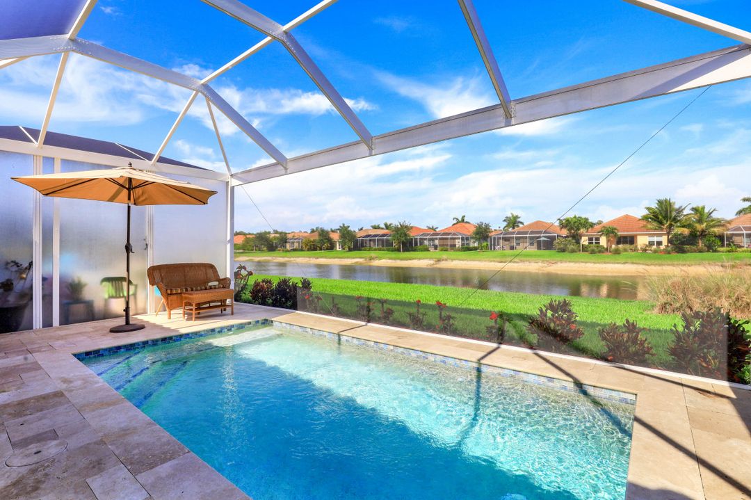 14528 Grapevine Dr, Naples, FL 34114