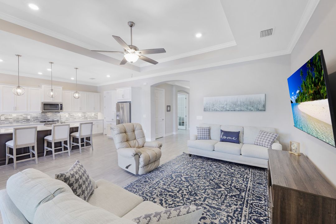 14711 Kelson Cir, Naples, FL 34114