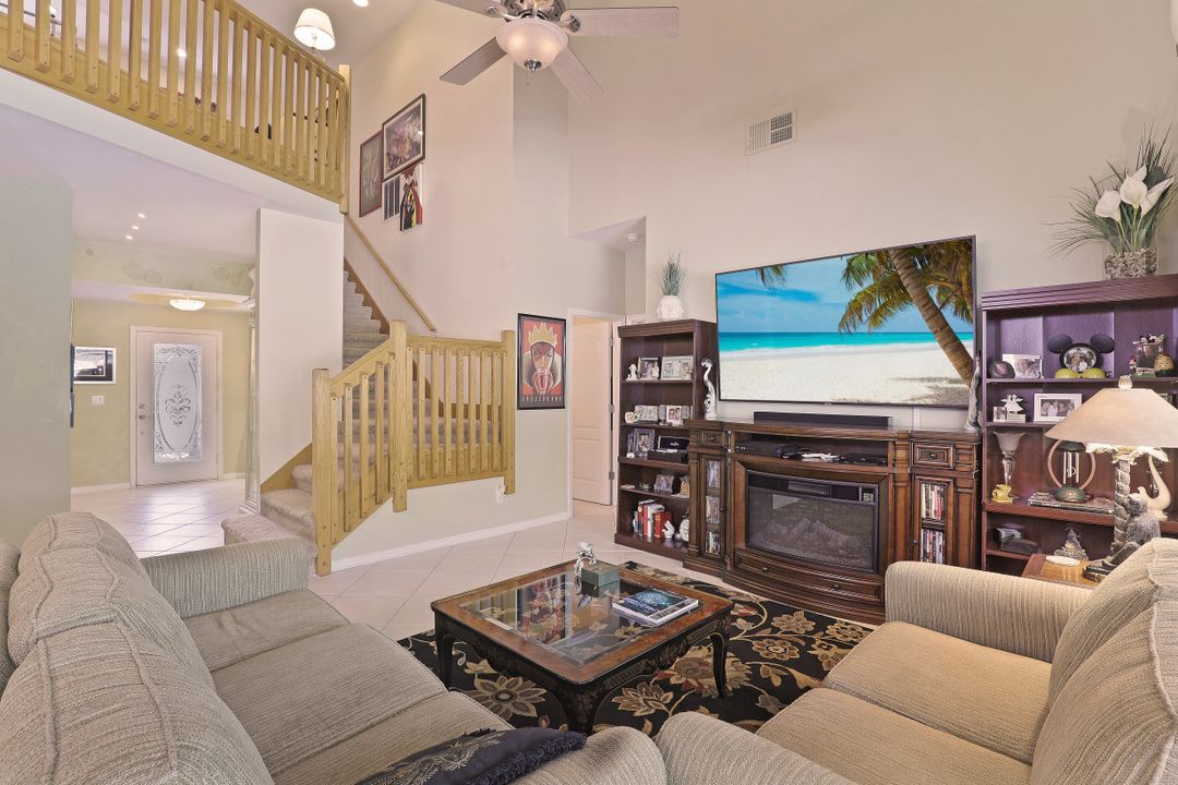 8831 Springwood Ct, Bonita Springs, FL 34135