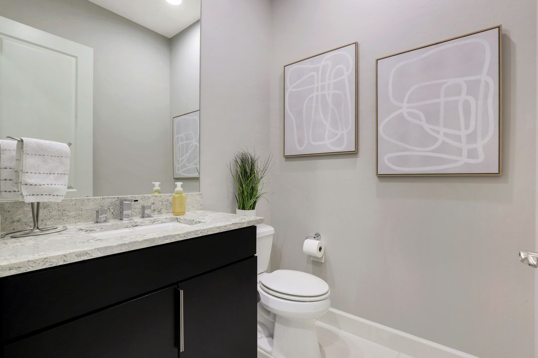 9018 Sorreno Ct, Naples, FL 34119