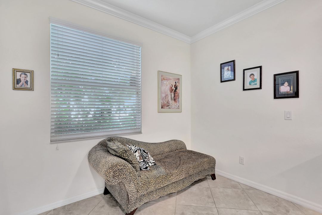 9577 Mirada Blvd, Fort Myers, FL 33908