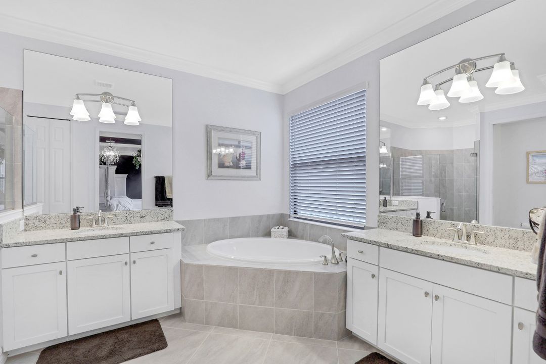 17130 Galway Run, Bonita Springs, FL 34135