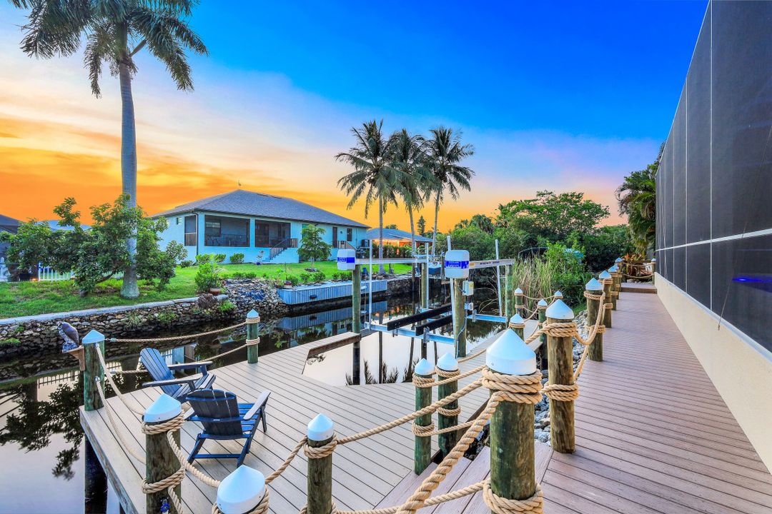 27050 Flamingo Dr, Bonita Springs, FL 34135