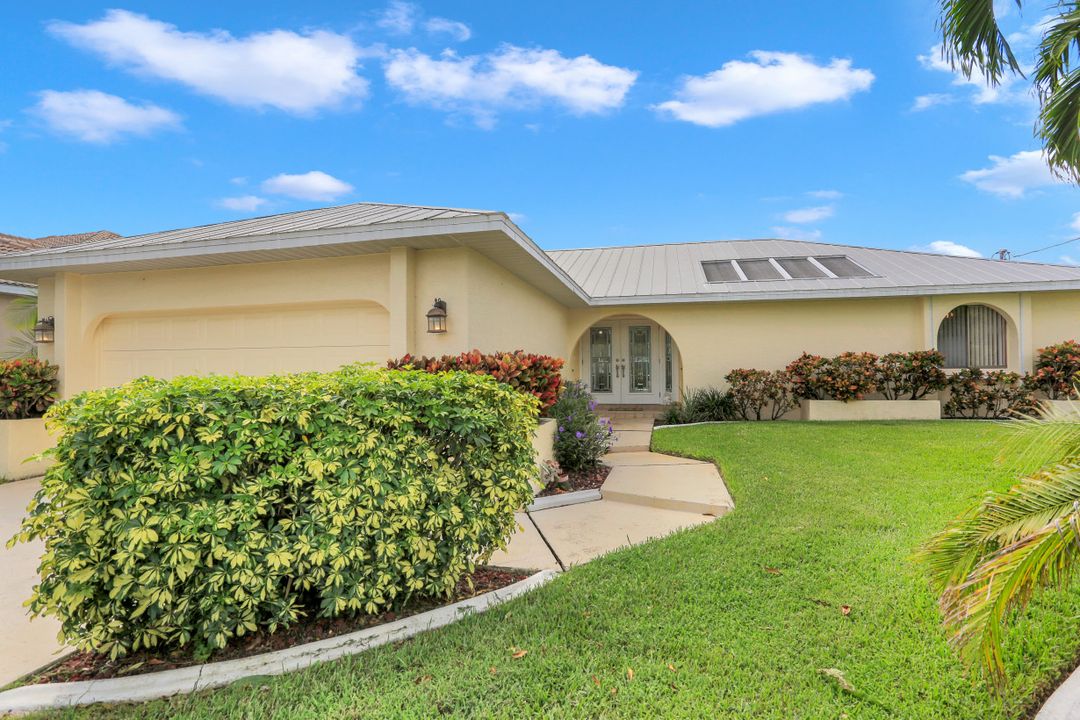 136 SW 38th Terrace, Cape Coral, FL 33914
