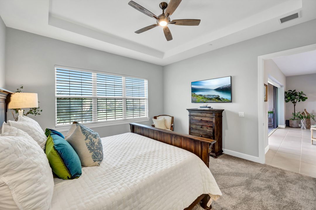 9645 Montelanico Loop #203, Naples, FL 34119