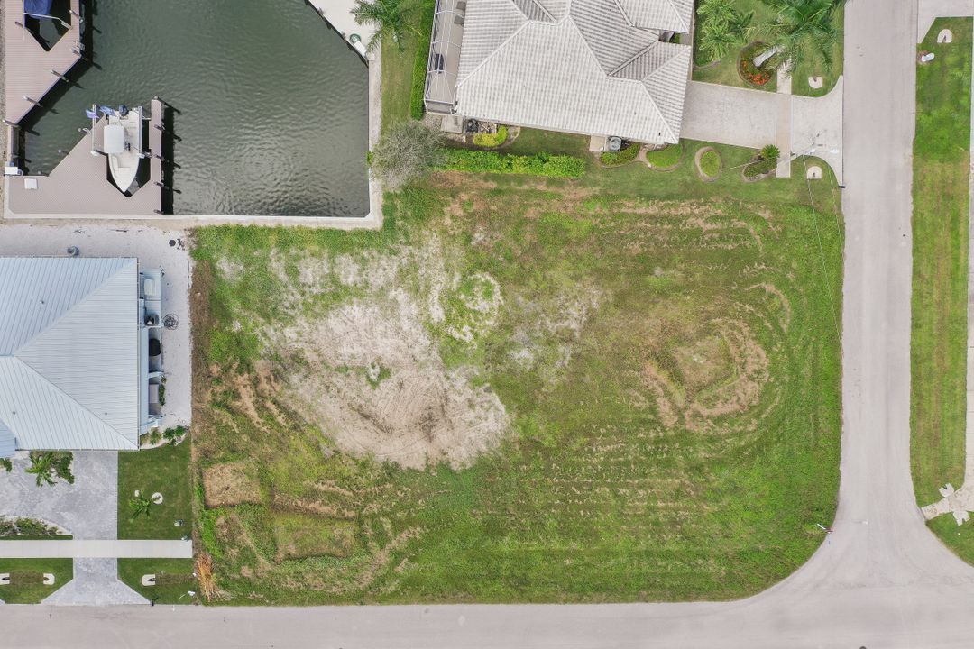 1741 Bounty Ct, Marco Island, FL 34145