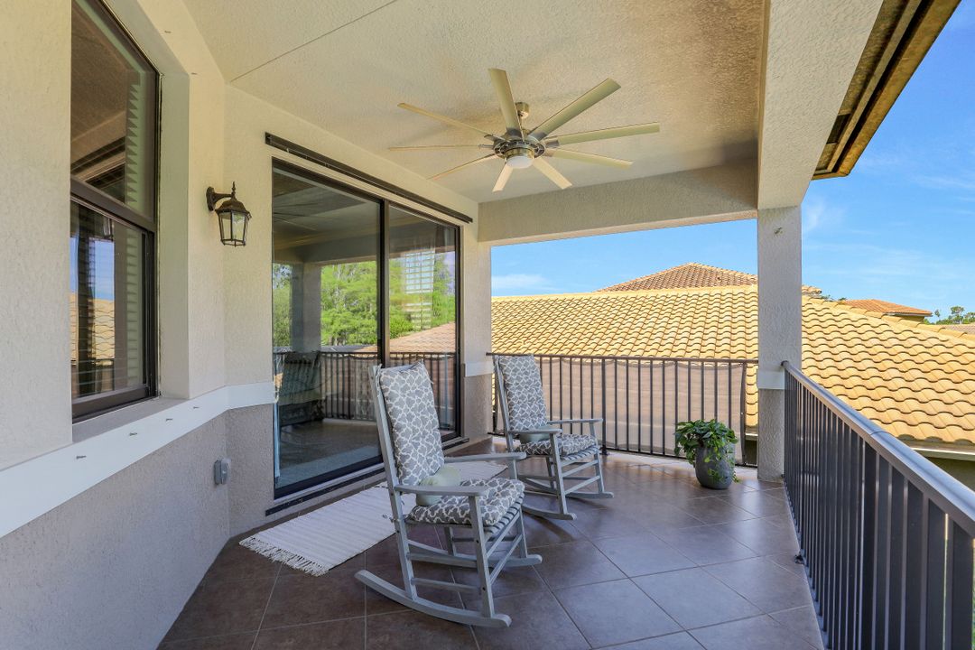 3407 Pacific Dr, Naples, FL 34119