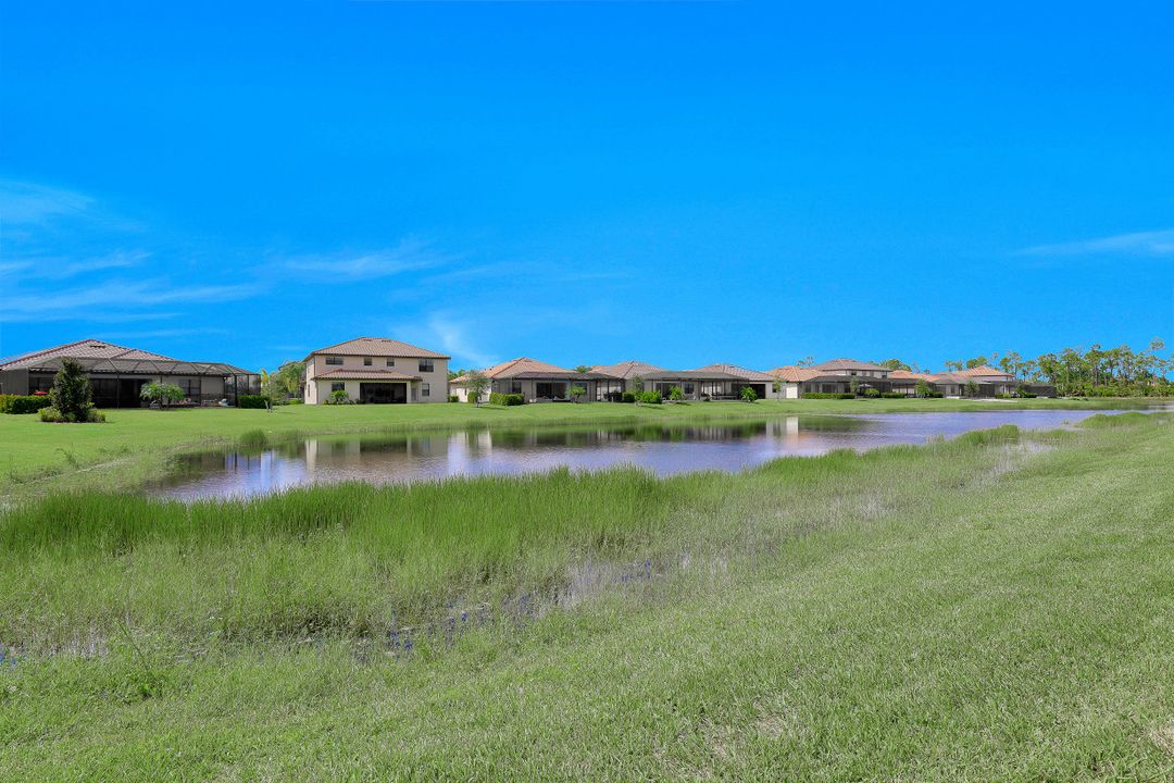 4580 Tamarind Way, Naples, FL 34119