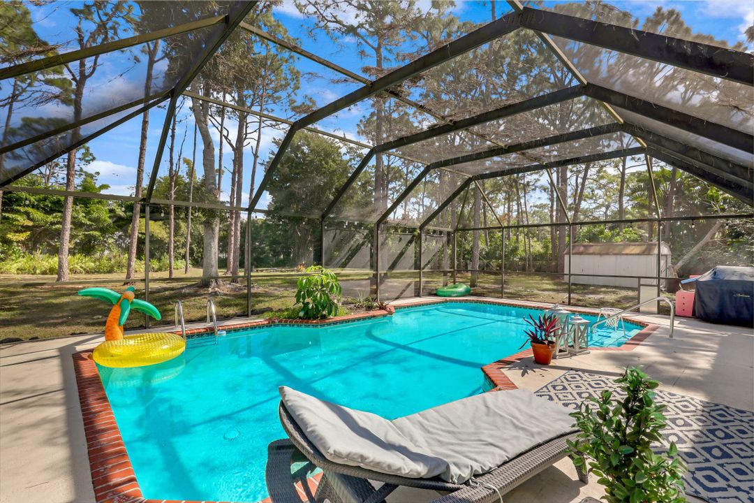 6640 Trail Blvd, Naples, FL 34108