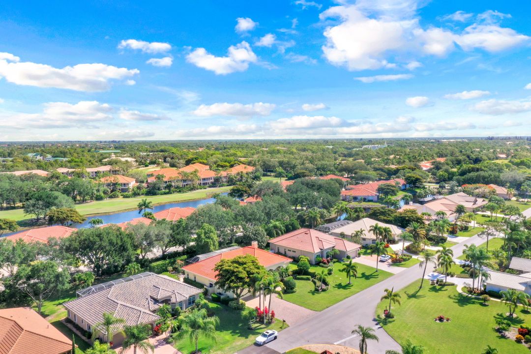 9772 Treasure Cay Ln, Bonita Springs, FL 34135