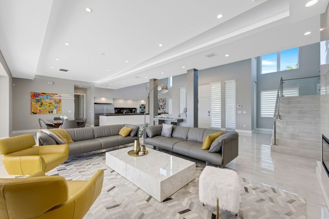 5210 SW 28th Pl, Cape Coral, FL 33914