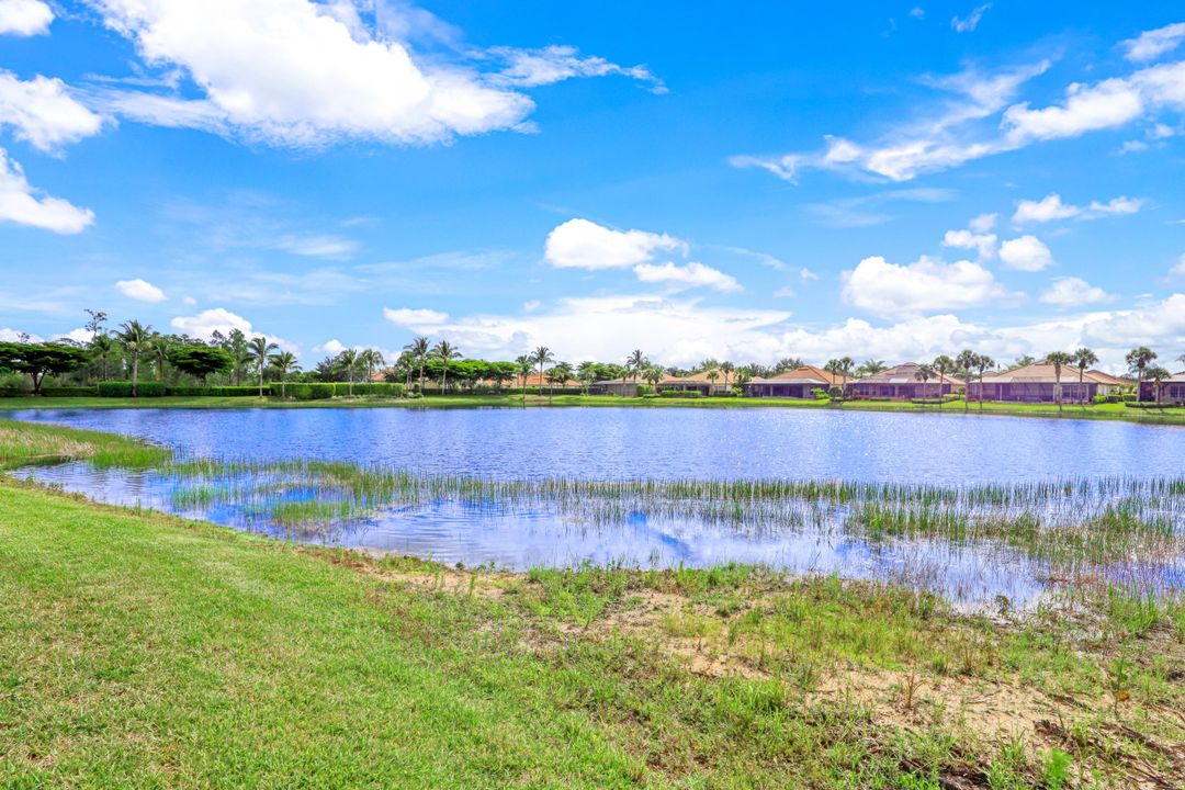 13033 Pennington Pl #202, Fort Myers, FL 33913