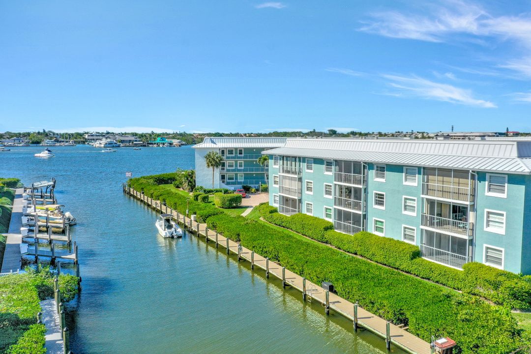 1200 Blue Point Ave a 5, Naples, FL 34102